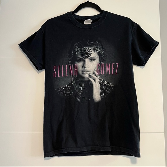 Selena Gomez | Concert Tee Shirt - Picture 1 of 13